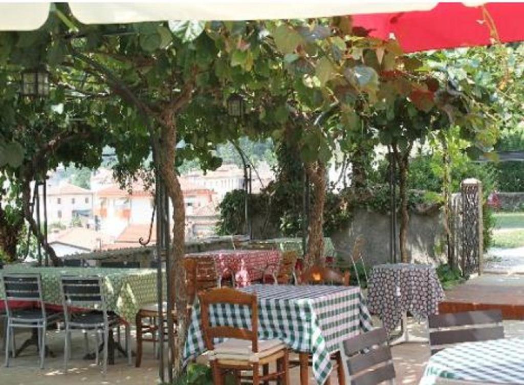 Albergo Ristorante Ai Pini Tarzo Extérieur photo